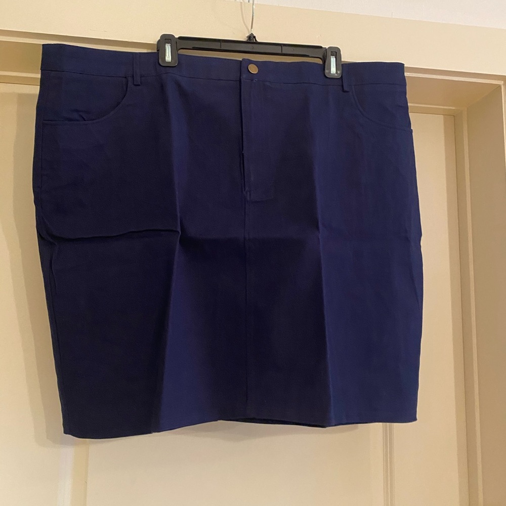 Modcloth Skirt Navy with pockets NWT
